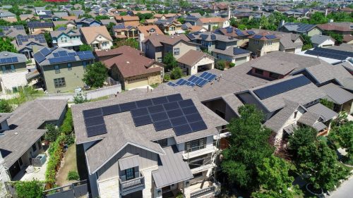 WEB_AME_Solar-Rooftops_shutterstock_1069925930_Roschetzky-Photography